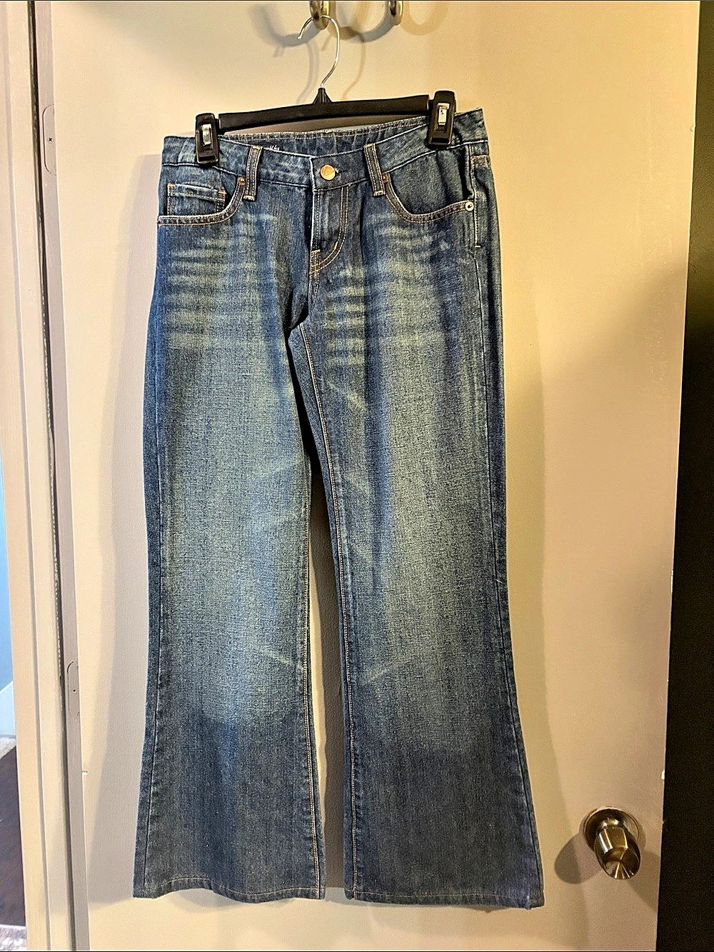 Citizens of Humanity Low Waist Straight Leg Boot Cut Jeans in Blue Waist 28